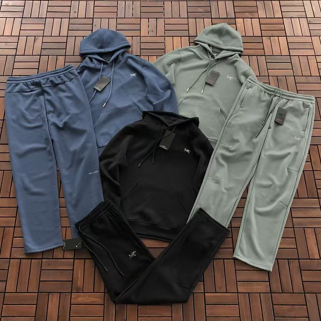 Arc'teryx Hoodie + Trousers Set (Husky Reps) — product photo