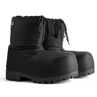 Balenciaga Alaska Ski Boots Black — product photo