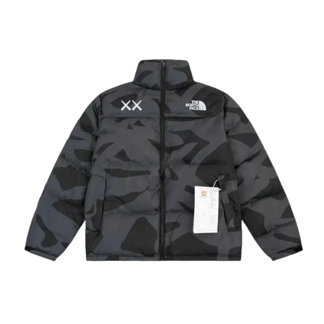 Camo The North Face Puffer — product photo