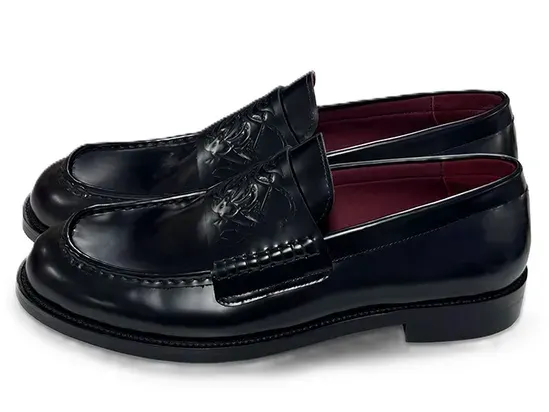 JCAESAR Vampire Loafers — product photo