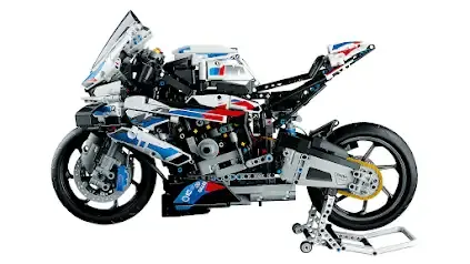 Lego BMW M 1000 RR — product photo