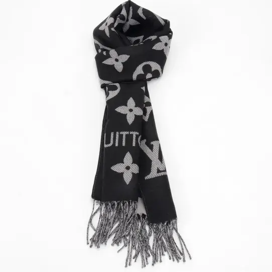 Louis Vuitton Scarf #2 — product photo