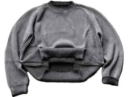 Mobius Silver Gray Knit Sweater — product photo