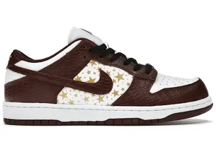Nike SB Dunk Low Supreme Stars Barkroot Brown — product photo